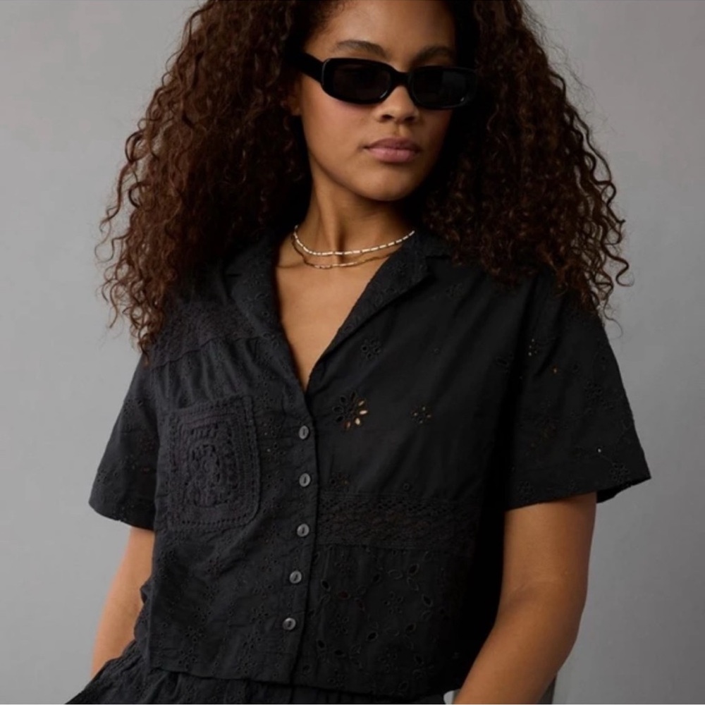 NWT American Eagle Embroidered Shirt Black Size Small